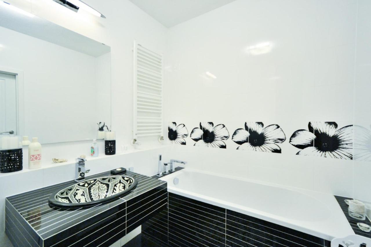 Apartament Kazimierza Wielkiego 5 Apartment Познан Екстериор снимка